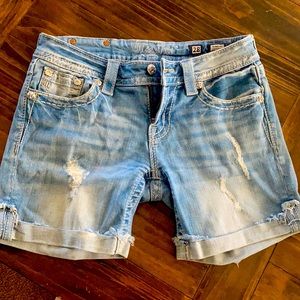 Miss Me Shorts 28